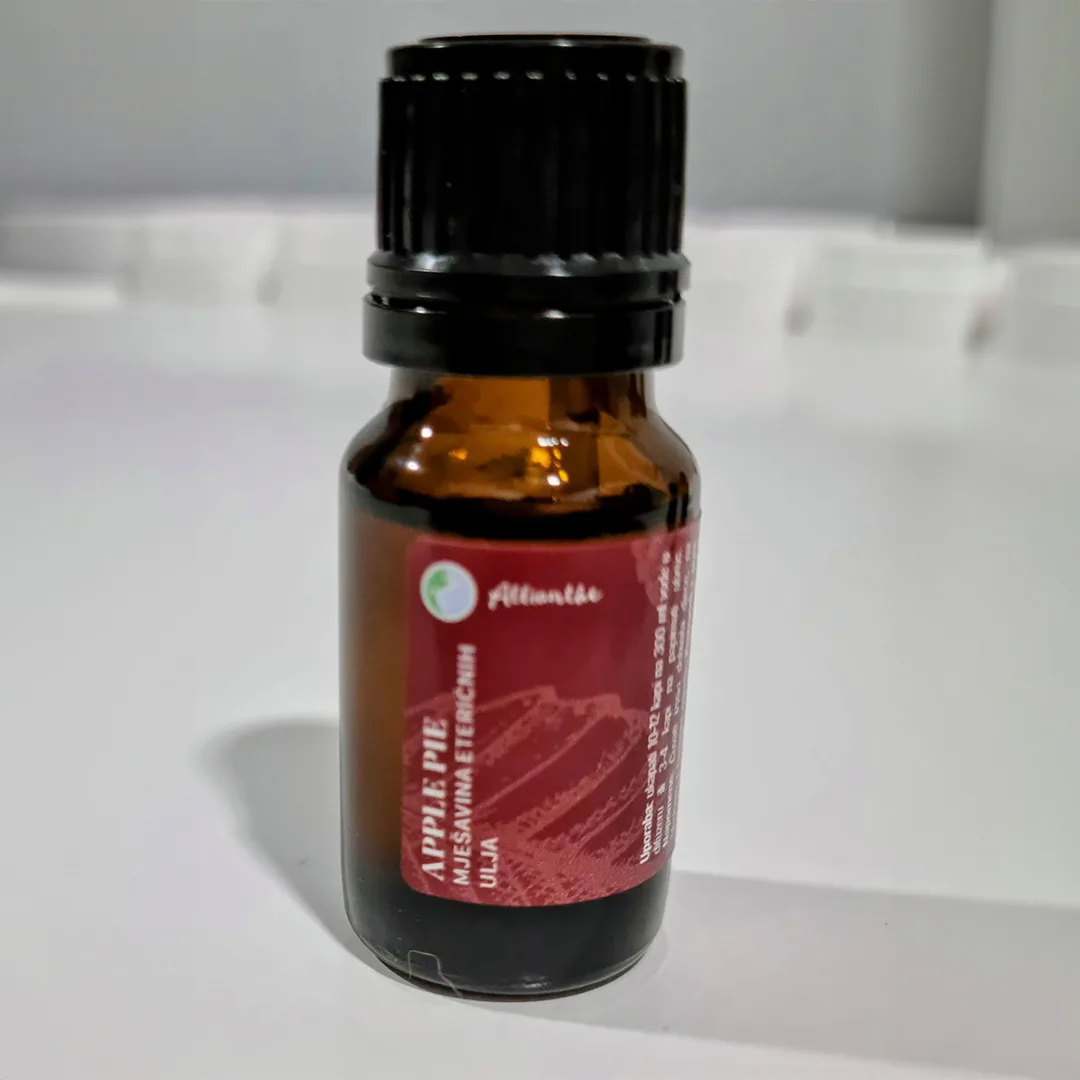 ALI-EtericnoUlje-ApplePie